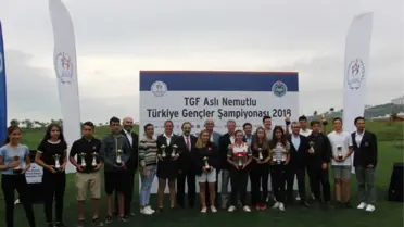 Samsun'da Ertuğrul ve Serra Şampiyon Oldu