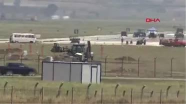 Adana İncirlik Üssü'nde Pist Bakımı Hareketliliği