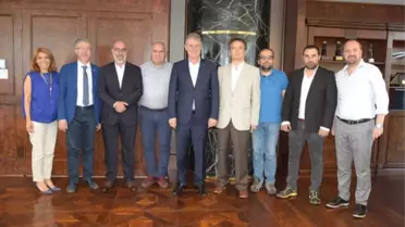 Tsyd İzmir Şubesinden Mahmut Özgener'e Ziyaret