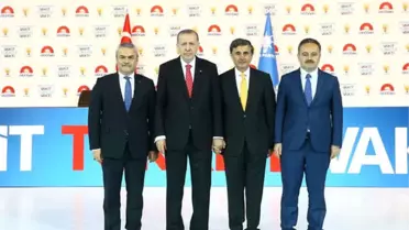 AK Parti'de Aday Değişikliği Yapıldı