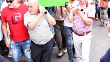 Ünlülerin Mimarı Gözyaşları İçinde Toprağa Verildi