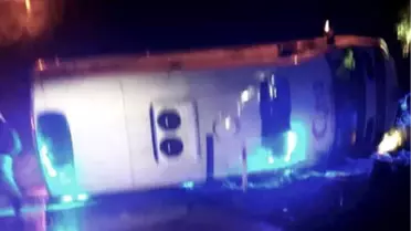 Çorum'da Ambulans Devrildi: 6 Yaralı