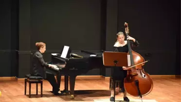 Anadolu Üniversitesi'nde Kontrbas Resitali