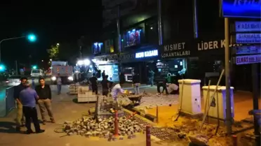 Çevre Düzenlemeleri Çalışmaları Gece de Devam Ediyor