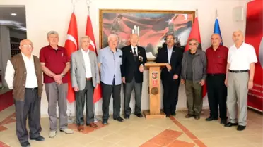 Türkiye Muharip Gaziler Derneği Başkanı Emekli Hakim Kıdemli Albay Ali Cesuroğlu;