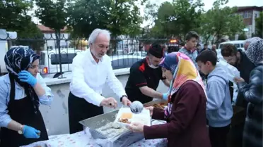 Vefa ve Yıldırım Beyazıt'ta İftar