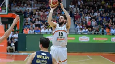Fenerbahçe Doğuş Finalde