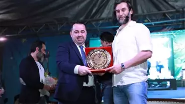 Diriliş Ertuğrul' Oyuncusu: 'Setlerde Parmaklarımız Yaralanıyor, Atlarla Yuvarlanıyoruz'