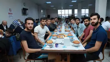 Fatsa Belediyesinden Üniversite Öğrencilerine İftar