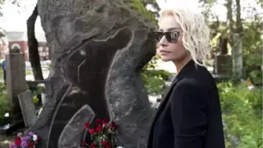 Sıla'dan Nazım Hikmet'e Anlamlı Ziyaret