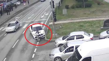 Trafik Kurallarına Uysalardı, Bu Kazalar Olmayabilirdi'