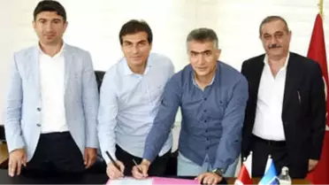 Erzurumspor, Teknik Kadro ile Devam Dedi