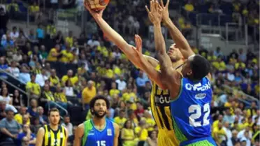 Fenerbahçe Doğuş - Tofaş: 86-78