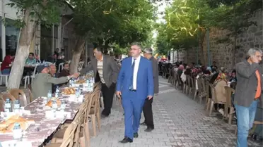 Belediye ve Firmalardan Ortak Halk İftarı