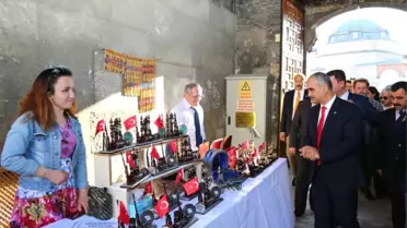 Sivas'ta Geleneksel El Sanatları Sergisi Açıldı