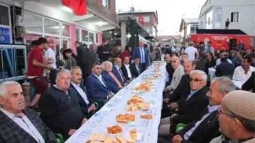 MHP'den İftar Yemeği