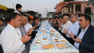 Başkan Çelikcan: 'Adana'da Sokak İftarlarını Geleneksel Hale Getirdik'