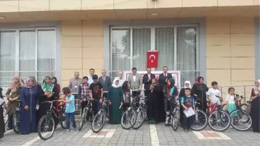 Pazaryeri Hem Yılsonu Sergisi Açıldı