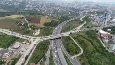 Kocaeli'de Yollarda Bayram Dönüşü Yoğunluğu