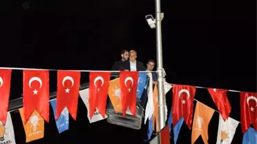 Bakan Fakıbaba Vince Çıkıp Bayrak Astı