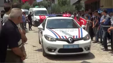 Şehit Eşini Askeri Üniformasıyla Uğurladı, Şehitten Geriye İse Düğününde Çekilen O Görüntüler Kaldı