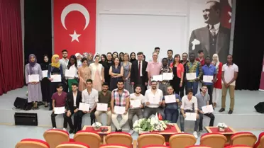 İKÇÜ Tömer 4. Dönem Mezunlarını Uğurladı