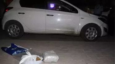 Kovalama Sonucu Yakalanan Araçtan 4 Kilo Esrar Çıktı