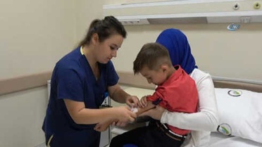 Makedonya'da Tedavi İmkanı Bulamadığı Hastalığı İçin Türkiye'ye Geldi