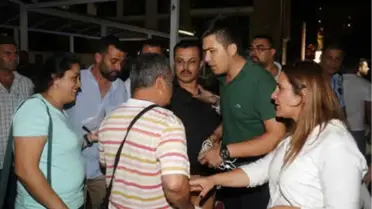 Antalya'da Çuvalların Taşınması Sırasında Gerginlik
