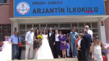 Gelin ve Damat Düğünden Önce Sandık Başına Geçti
