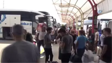 Tatilden Dönen Minik Efe'nin Yüzüne Otobüste Kaynar Su Döküldü