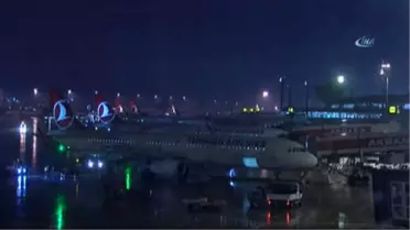 Şiddetli Yağmur Hava Trafiğini Olumsuz Etkiledi