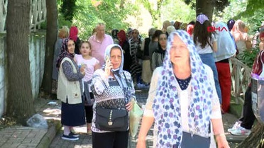 İstanbul Zuhuratbaba Türbesi'nde Sınav Duası