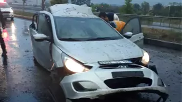 Operasyona Giden Polis Aracı Kaza Yaptı: 3 Polis Yaralı