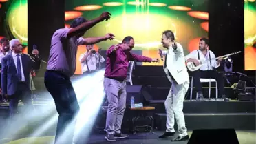 Oğuz Yılmaz Finikelileri Coşturdu
