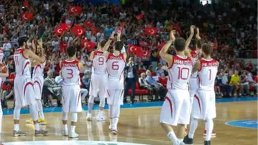 Türkiye - İsveç: 77-52