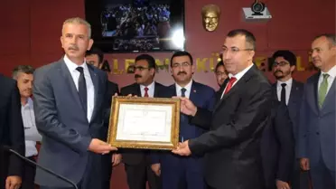 Ak Partili Milletvekilleri Mazbatalarını Aldı