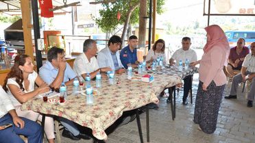 Kozbeyli'deki Halk Toplantısına Yoğun İlgi