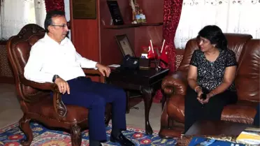 Mauritius Cumhurbaşkanı Gurib, Belediye Başkanı Seçen'i Ziyaret Etti