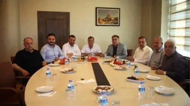 AK Parti Heyeti Ntso Başkanı Parmaksız'ı Ziyaret Etti