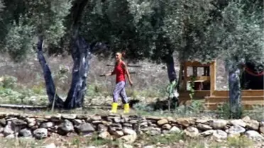 Ünlü Rock Yıldızının Milas'ın Dağ Köyündeki Yeni Yaşamı