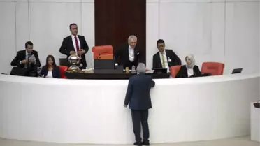 CHP'li Milletvekili Dördüncü Denemede Yemin Edebildi