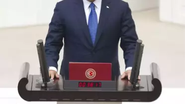 TBMM'de Yemin Töreni Sürüyor