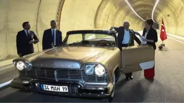 1957 Model Klasik Otomobilin Sahibi, 'Son Başbakan Kullandı' Diye Gözü Gibi Bakıyor