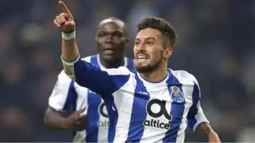 Alex Telles Giderse Para Gelecek