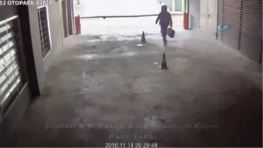 Babasına Bombalı Paket Gönderen Sanığa 35 Yıl Hapis