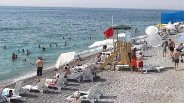 Van'ın 'Mavi Bayraklı' Plajı Akdeniz Sahillerini Aratmıyor