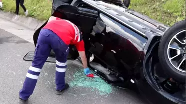 Takla Atan Otomobilde 2'si Çocuk 5 Kişi Yaralandı