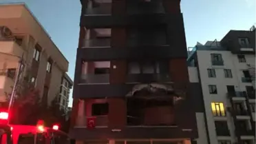 Pendik'te 4 Katlı Binada Yangın