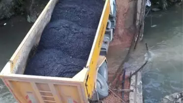Köprü, Üzerinden Kamyon Geçtiği Sırada Çöktü